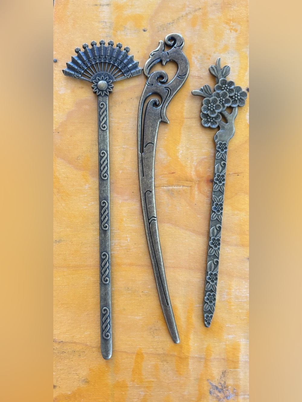 Vintage-Style Set 3 Fancy Brass Metal Hair Sticks, Floral-Fan & Bird Design